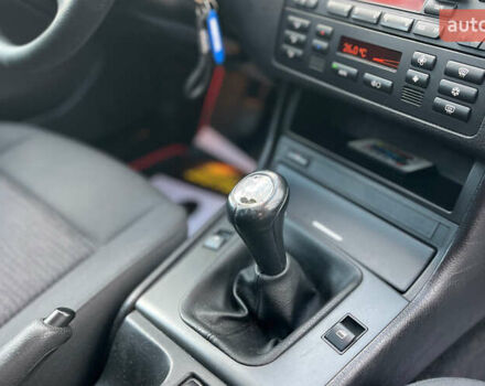 Черный БМВ 3 Серия, объемом двигателя 1.8 л и пробегом 210 тыс. км за 5300 $, фото 14 на Automoto.ua