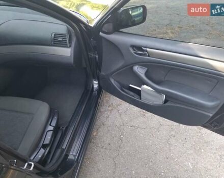 Черный БМВ 3 Серия, объемом двигателя 2 л и пробегом 330 тыс. км за 5450 $, фото 7 на Automoto.ua
