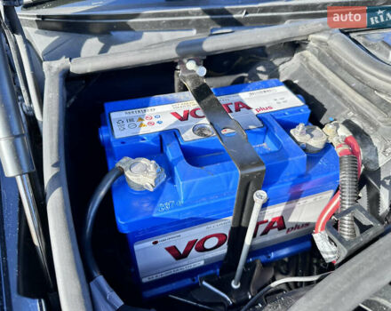 Черный БМВ 3 Серия, объемом двигателя 1.8 л и пробегом 270 тыс. км за 4750 $, фото 24 на Automoto.ua