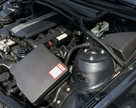 Черный БМВ 3 Серия, объемом двигателя 2.2 л и пробегом 172 тыс. км за 11500 $, фото 23 на Automoto.ua