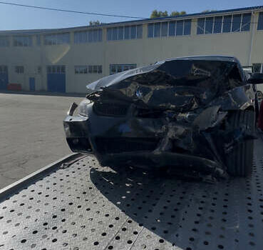 Чорний БМВ 3 Серія, об'ємом двигуна 3 л та пробігом 168 тис. км за 5555 $, фото 8 на Automoto.ua