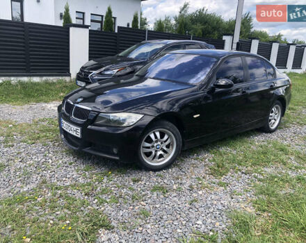 Черный БМВ 3 Серия, объемом двигателя 2 л и пробегом 235 тыс. км за 6700 $, фото 2 на Automoto.ua