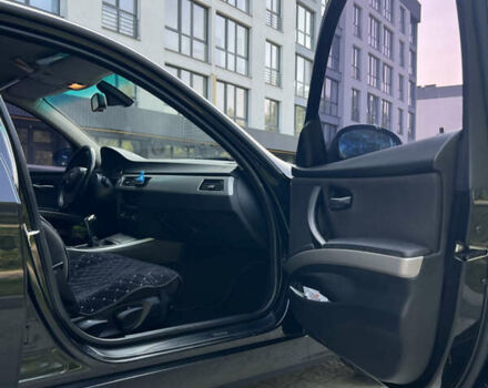 Чорний БМВ 3 Серія, об'ємом двигуна 2 л та пробігом 258 тис. км за 7500 $, фото 13 на Automoto.ua