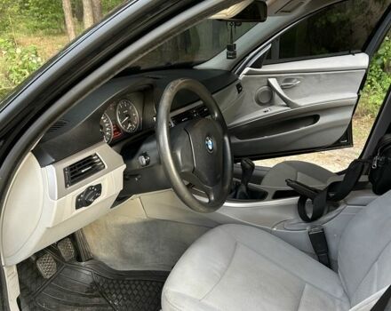 Черный БМВ 3 Серия, объемом двигателя 2 л и пробегом 262 тыс. км за 5600 $, фото 5 на Automoto.ua