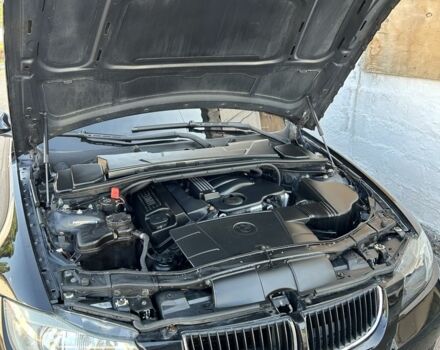 Черный БМВ 3 Серия, объемом двигателя 2 л и пробегом 262 тыс. км за 5600 $, фото 8 на Automoto.ua