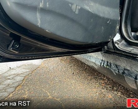 Черный БМВ 3 Серия, объемом двигателя 2 л и пробегом 135 тыс. км за 6900 $, фото 10 на Automoto.ua