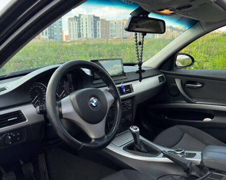 Черный БМВ 3 Серия, объемом двигателя 2 л и пробегом 352 тыс. км за 7800 $, фото 8 на Automoto.ua