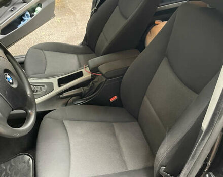 Черный БМВ 3 Серия, объемом двигателя 2 л и пробегом 286 тыс. км за 6950 $, фото 36 на Automoto.ua