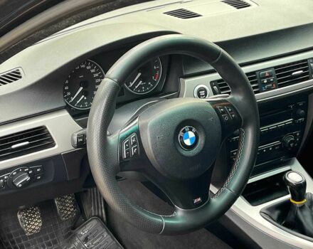 Черный БМВ 3 Серия, объемом двигателя 2 л и пробегом 328 тыс. км за 6990 $, фото 16 на Automoto.ua