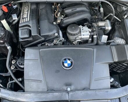 Черный БМВ 3 Серия, объемом двигателя 2 л и пробегом 290 тыс. км за 6700 $, фото 5 на Automoto.ua