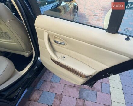 Черный БМВ 3 Серия, объемом двигателя 2 л и пробегом 212 тыс. км за 7800 $, фото 9 на Automoto.ua