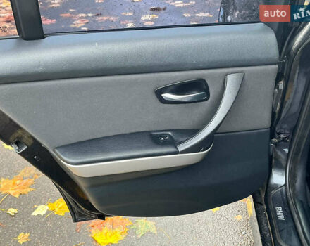 БМВ 3 Серия 2006 в Киеве на Automoto.ua Черный БМВ 3 Серия, объемом двигателя 2 л и пробегом 328 тыс. км за 7790 $, фото 23 на Automoto.ua