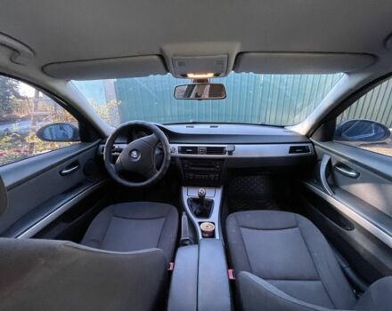 Черный БМВ 3 Серия, объемом двигателя 2 л и пробегом 220 тыс. км за 6200 $, фото 5 на Automoto.ua