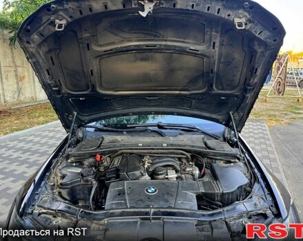Черный БМВ 3 Серия, объемом двигателя 2 л и пробегом 230 тыс. км за 4900 $, фото 9 на Automoto.ua