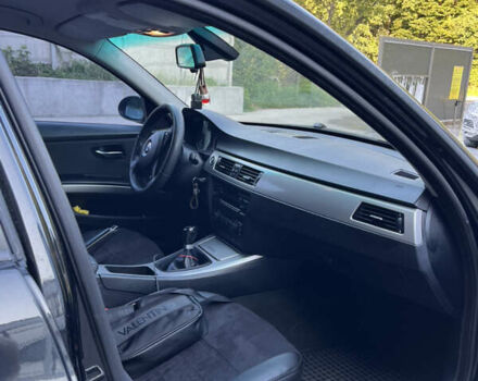 Черный БМВ 3 Серия, объемом двигателя 2 л и пробегом 328 тыс. км за 6700 $, фото 30 на Automoto.ua