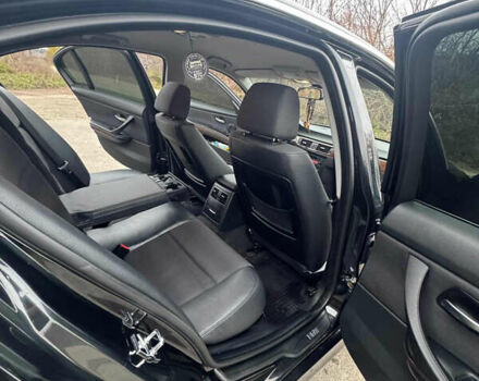 Чорний БМВ 3 Серія, об'ємом двигуна 2.5 л та пробігом 200 тис. км за 7500 $, фото 11 на Automoto.ua