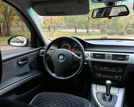 Черный БМВ 3 Серия, объемом двигателя 2 л и пробегом 265 тыс. км за 5800 $, фото 10 на Automoto.ua