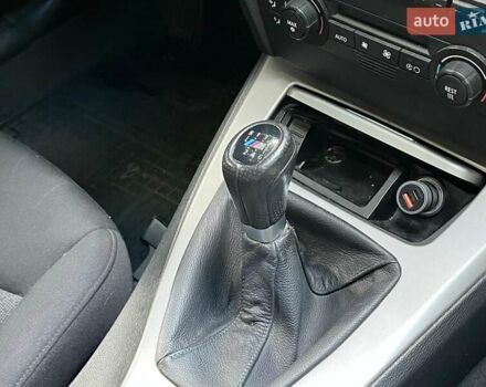Чорний БМВ 3 Серія, об'ємом двигуна 2 л та пробігом 225 тис. км за 7590 $, фото 19 на Automoto.ua