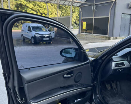 Черный БМВ 3 Серия, объемом двигателя 2 л и пробегом 328 тыс. км за 6700 $, фото 16 на Automoto.ua