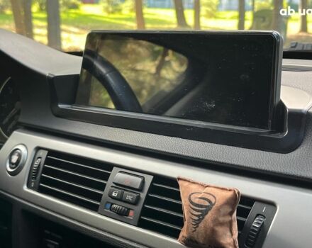 Черный БМВ 3 Серия, объемом двигателя 2 л и пробегом 225 тыс. км за 7590 $, фото 20 на Automoto.ua