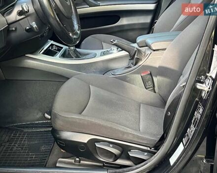 Чорний БМВ 3 Серія, об'ємом двигуна 2 л та пробігом 225 тис. км за 7590 $, фото 31 на Automoto.ua