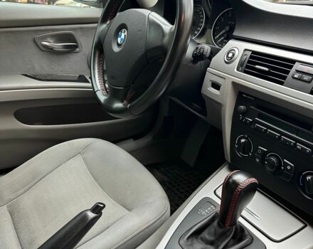 Чорний БМВ 3 Серія, об'ємом двигуна 2 л та пробігом 231 тис. км за 6800 $, фото 4 на Automoto.ua