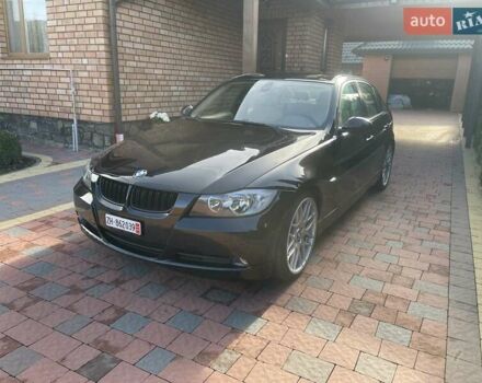 Черный БМВ 3 Серия, объемом двигателя 2 л и пробегом 212 тыс. км за 7800 $, фото 8 на Automoto.ua