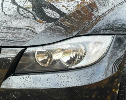 Черный БМВ 3 Серия, объемом двигателя 2 л и пробегом 328 тыс. км за 6990 $, фото 4 на Automoto.ua