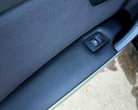 Чорний БМВ 3 Серія, об'ємом двигуна 2 л та пробігом 106 тис. км за 8500 $, фото 4 на Automoto.ua