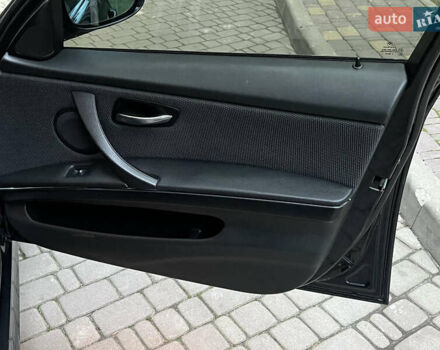 Чорний БМВ 3 Серія, об'ємом двигуна 3 л та пробігом 205 тис. км за 6999 $, фото 19 на Automoto.ua