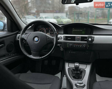 Черный БМВ 3 Серия, объемом двигателя 2 л и пробегом 278 тыс. км за 8900 $, фото 31 на Automoto.ua