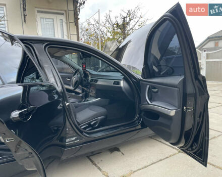 Чорний БМВ 3 Серія, об'ємом двигуна 2 л та пробігом 318 тис. км за 6999 $, фото 50 на Automoto.ua