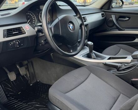 Чорний БМВ 3 Серія, об'ємом двигуна 2 л та пробігом 259 тис. км за 6600 $, фото 11 на Automoto.ua