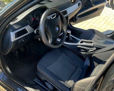 Черный БМВ 3 Серия, объемом двигателя 2 л и пробегом 228 тыс. км за 6500 $, фото 4 на Automoto.ua