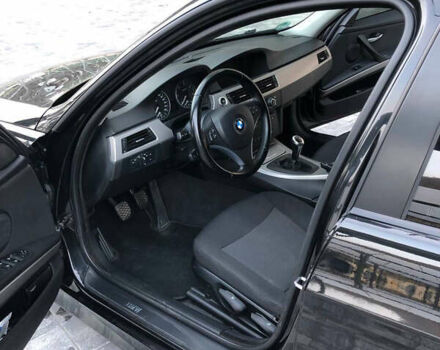 Чорний БМВ 3 Серія, об'ємом двигуна 2 л та пробігом 217 тис. км за 8200 $, фото 17 на Automoto.ua