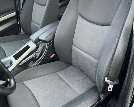 Чорний БМВ 3 Серія, об'ємом двигуна 2 л та пробігом 259 тис. км за 6600 $, фото 12 на Automoto.ua