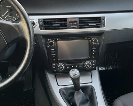 Чорний БМВ 3 Серія, об'ємом двигуна 2 л та пробігом 259 тис. км за 6600 $, фото 21 на Automoto.ua