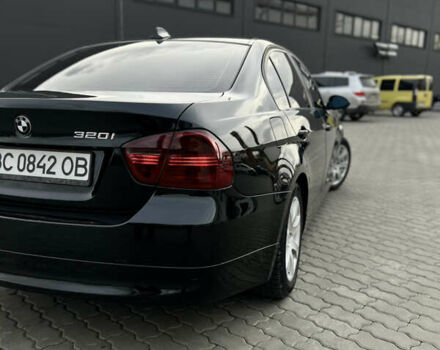 Черный БМВ 3 Серия, объемом двигателя 2 л и пробегом 255 тыс. км за 9000 $, фото 1 на Automoto.ua