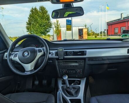 Чорний БМВ 3 Серія, об'ємом двигуна 0 л та пробігом 300 тис. км за 3480 $, фото 2 на Automoto.ua