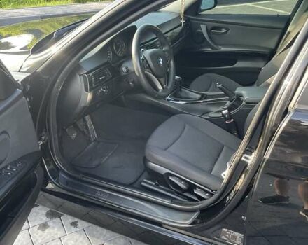 Черный БМВ 3 Серия, объемом двигателя 2 л и пробегом 195 тыс. км за 7500 $, фото 10 на Automoto.ua