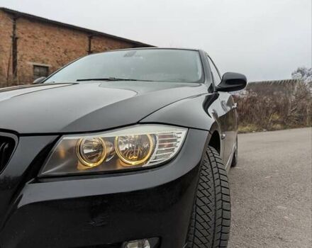 Черный БМВ 3 Серия, объемом двигателя 2 л и пробегом 334 тыс. км за 9300 $, фото 3 на Automoto.ua