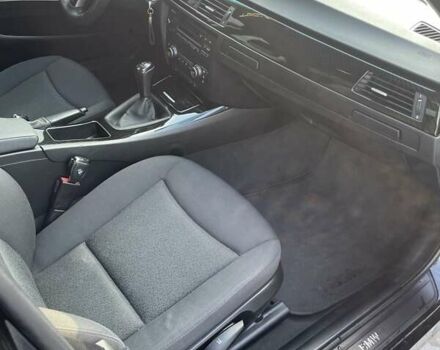 Черный БМВ 3 Серия, объемом двигателя 2 л и пробегом 195 тыс. км за 7500 $, фото 16 на Automoto.ua