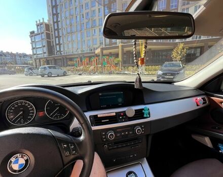 Черный БМВ 3 Серия, объемом двигателя 2 л и пробегом 392 тыс. км за 8800 $, фото 6 на Automoto.ua