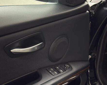 Чорний БМВ 3 Серія, об'ємом двигуна 3 л та пробігом 211 тис. км за 7600 $, фото 7 на Automoto.ua