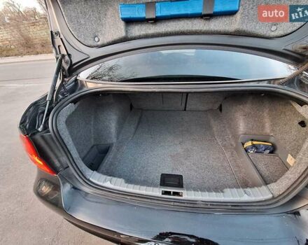 Чорний БМВ 3 Серія, об'ємом двигуна 2 л та пробігом 214 тис. км за 8250 $, фото 6 на Automoto.ua
