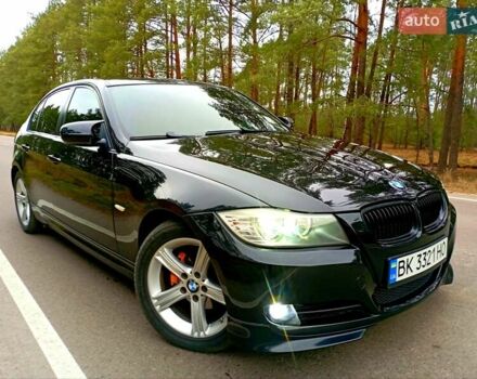 Чорний БМВ 3 Серія, об'ємом двигуна 2 л та пробігом 280 тис. км за 10500 $, фото 16 на Automoto.ua