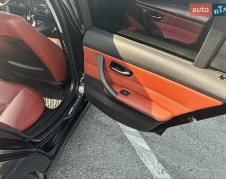 Черный БМВ 3 Серия, объемом двигателя 2 л и пробегом 185 тыс. км за 10000 $, фото 5 на Automoto.ua