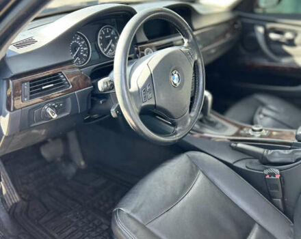 БМВ 3 Серия 2009 в Одессе на Automoto.ua Черный БМВ 3 Серия, объемом двигателя 3 л и пробегом 270 тыс. км за 9200 $, фото 5 на Automoto.ua