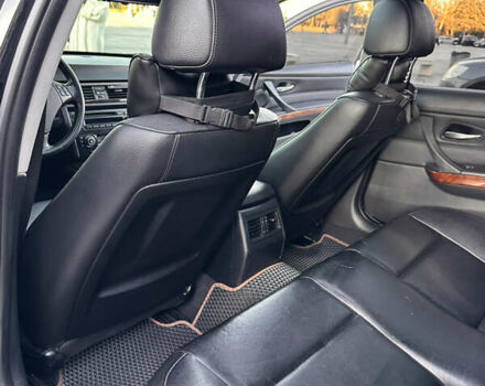 Чорний БМВ 3 Серія, об'ємом двигуна 3 л та пробігом 300 тис. км за 9999 $, фото 7 на Automoto.ua