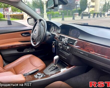 Черный БМВ 3 Серия, объемом двигателя 3 л и пробегом 175 тыс. км за 10500 $, фото 8 на Automoto.ua